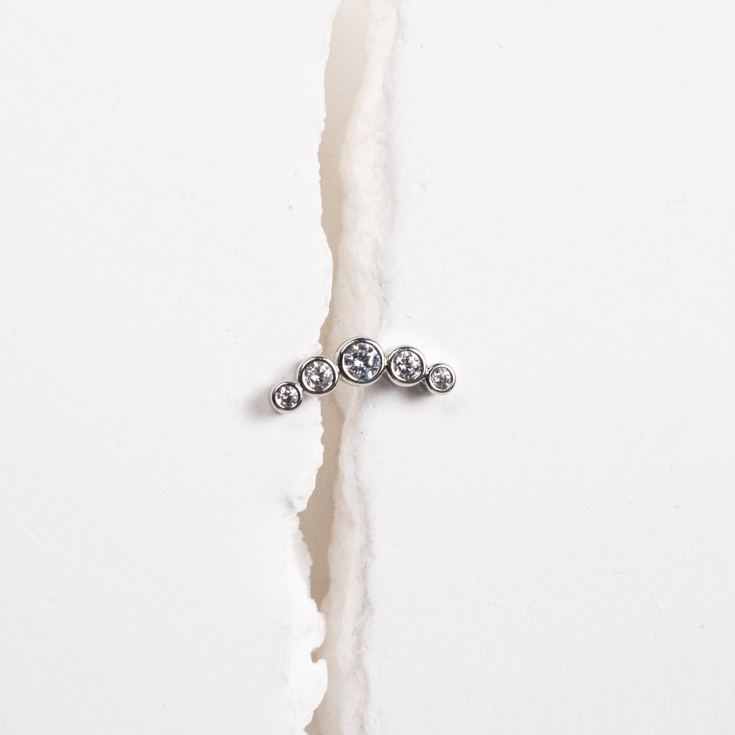 Lunar Arc Cartilage Stud