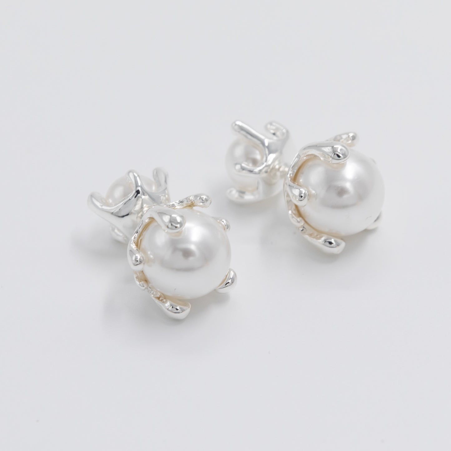 Double Ended Pearl Stud