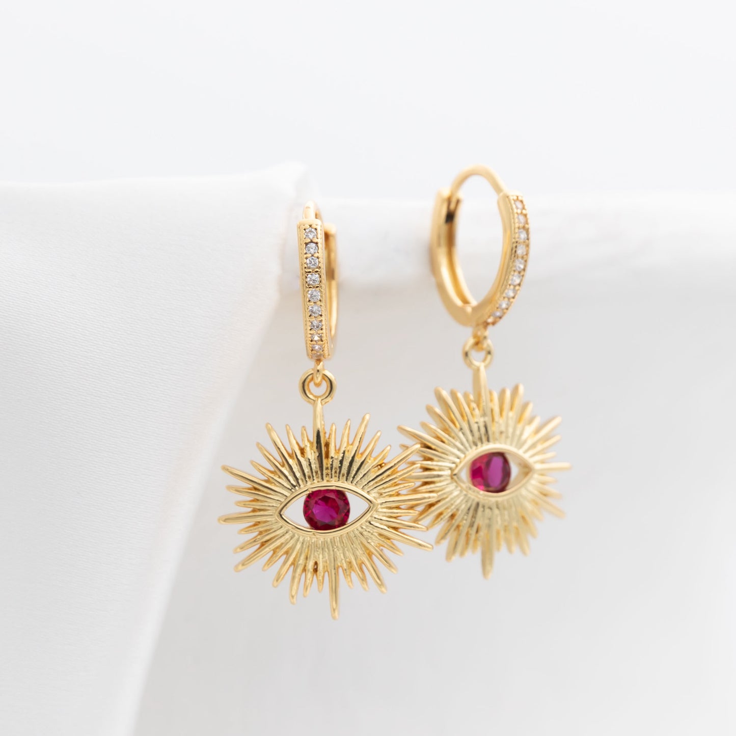 Scarlett Eye Earring