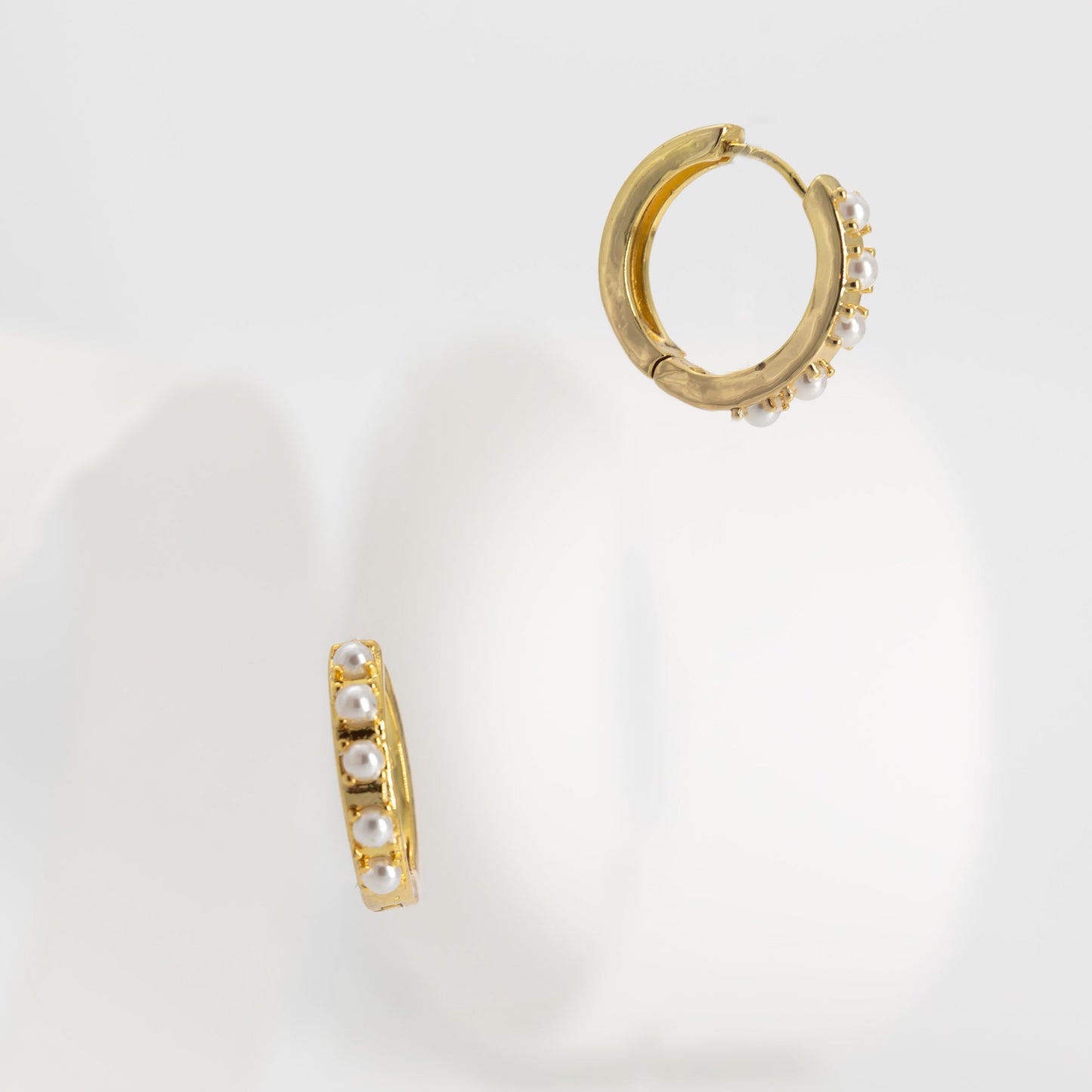 Quintuple Pearl Hoop